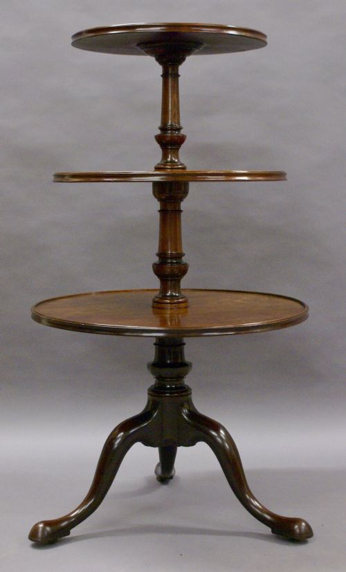 A FINE GEORGE III MAHOGANY DUMB WAITER - ADDITIONAL PHOTO 4