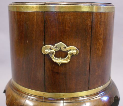 A RARE DIMINUTIVE GEORGE II CELLARETTE - ADDITIONAL PHOTO 2
