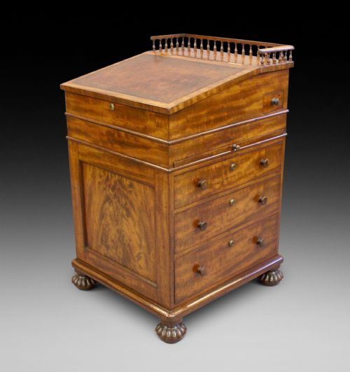A Gillow Sliding Top Davenport