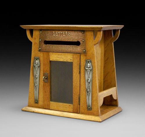 An Arts & Crafts Letter Box