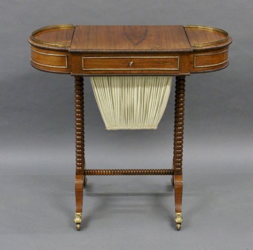 A LATE REGENCY ROSEWOOD WORK TABLE - ADDITIONAL PHOTO 3