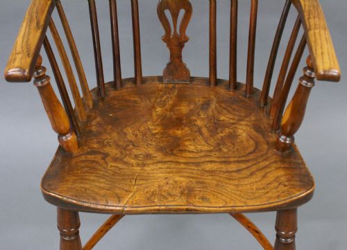 A YEW TREE ELM AMRCHAIR - ADDITIONAL PHOTO 2