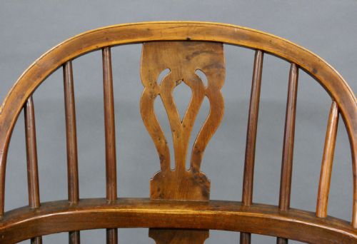 A YEW TREE ELM AMRCHAIR - ADDITIONAL PHOTO 4