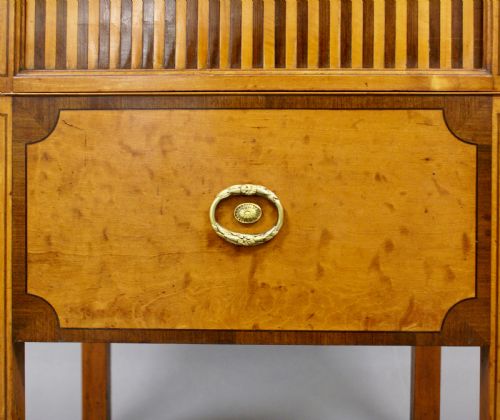 A RARE TRAYTOP COMMODE ATTRIBUTED TO GILLOWS - ADDITIONAL PHOTO 5