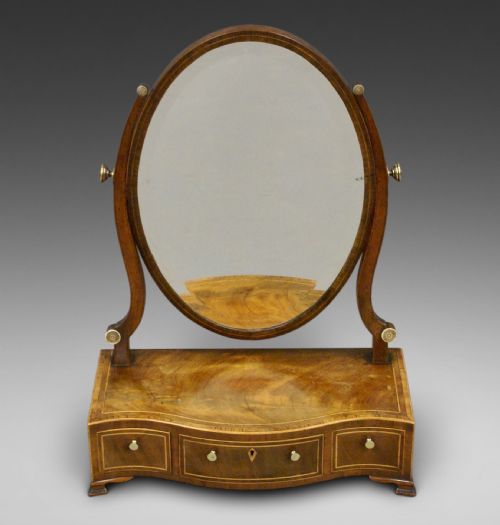 A George III Mahogany Toilet Mirror