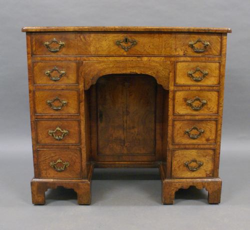 GEORGE II FIGURED WALNUT KNEEHOLE DESK - ADDITIONAL PHOTO 1