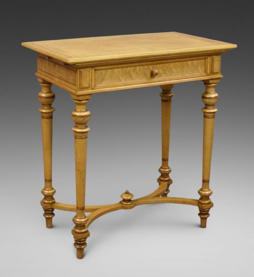 A 19th Century Maple Side Table