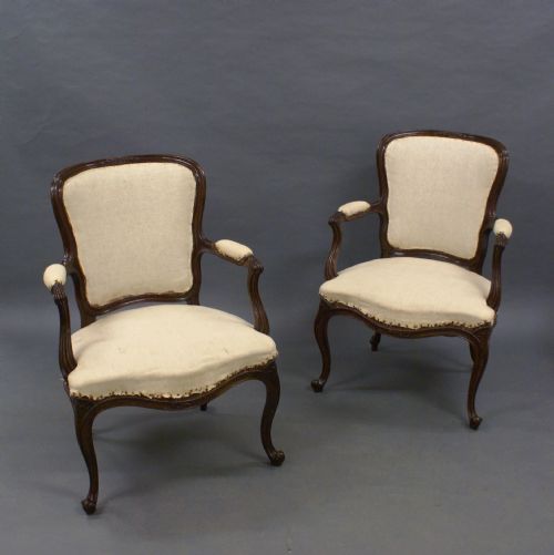 A PAIR OF FRENCH HEPPLEWHITE ARM CHAIRS - ADDITIONAL PHOTO 5