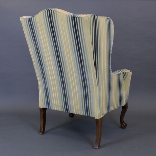 A 19TH CENTURY WALNUT WING CHAIR - ADDITIONAL PHOTO 4