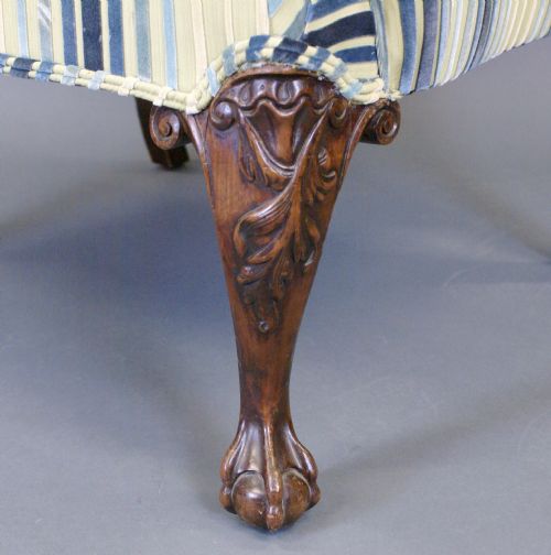 A 19TH CENTURY WALNUT WING CHAIR - ADDITIONAL PHOTO 5