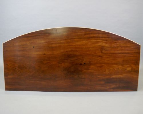 A FINE GEORGE III MAHOGANY SIDEBOARD - ADDITIONAL PHOTO 2