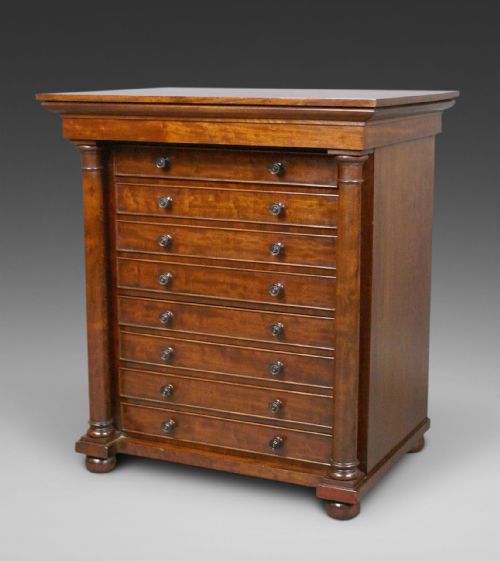MINIATURE MAHOGANY CHEST OF DRAWERS