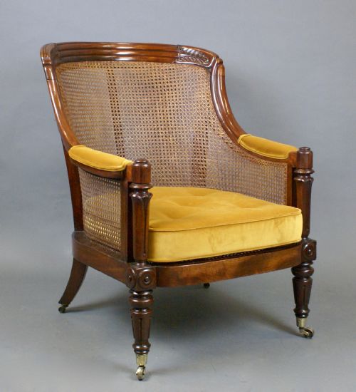 AN UNUSUALLY LARGE REGENCY BERGERE CHAIR - ADDITIONAL PHOTO 1