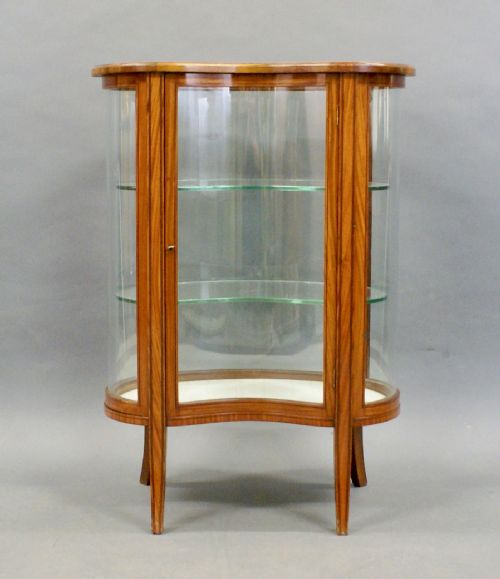AN EDWARDIAN SATINWOOD KIDNEY SHAPED BIJOUTERIE CABINET - ADDITIONAL PHOTO 4