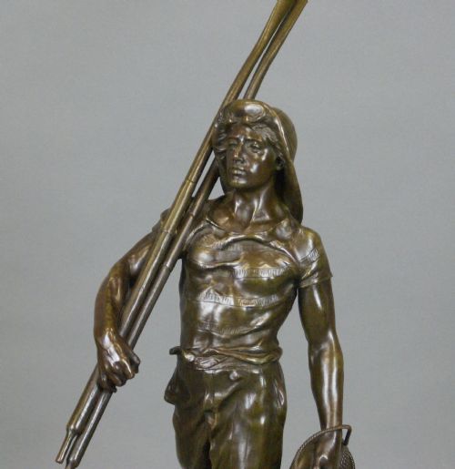 A 19TH CENTURY FRENCH BRONZE FIGURE OF A BOATMAN - ADDITIONAL PHOTO 1