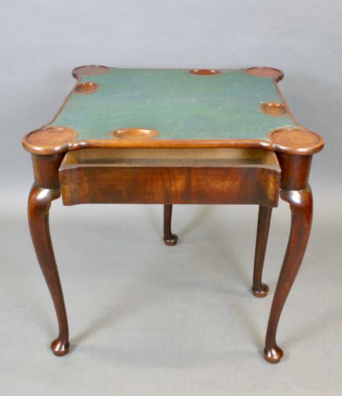 A SMALL GEORGIAN MAHOGANY CARD TABLE - ADDITIONAL PHOTO 4