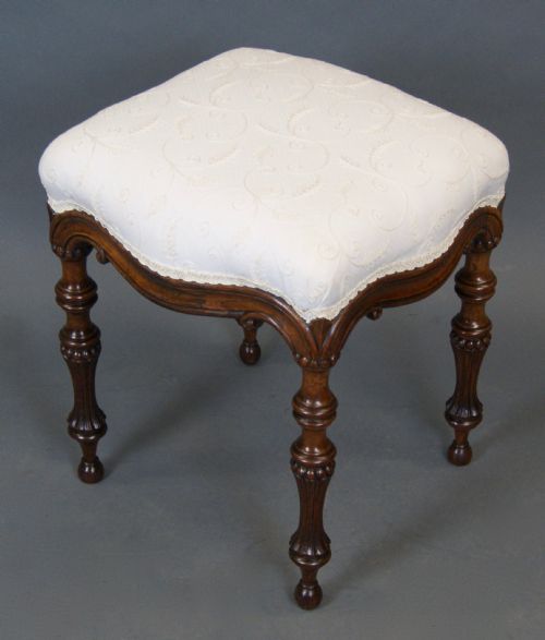AN UNUSUAL 19TH CENTURY ROSEWOOD STOOL - ADDITIONAL PHOTO 3