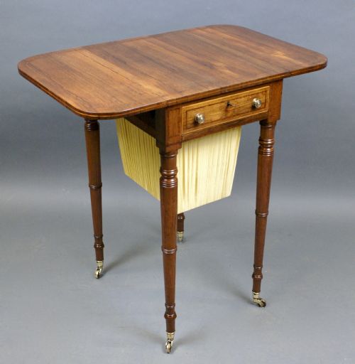 AN ATTRACTIVE GEORGE IV ROSEWOOD WORK TABLE - ADDITIONAL PHOTO 1