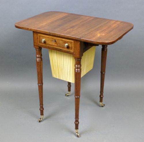 AN ATTRACTIVE GEORGE IV ROSEWOOD WORK TABLE - ADDITIONAL PHOTO 4