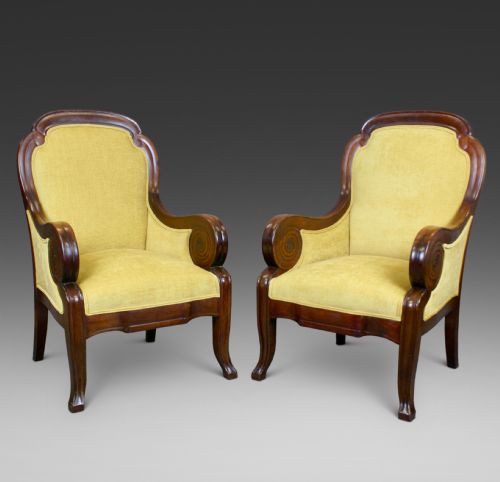 an impressive pair of library arm chairs - CATEGORY: ANTIQUE CHAIRS - DATED 19TH CENTURY