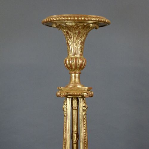 AN 18TH CENTURY STYLE CARVED GILT WOOD TORCHERE - ADDITIONAL PHOTO 1