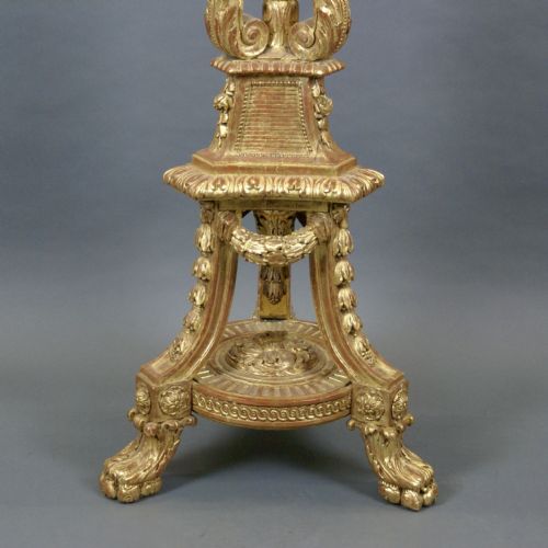 AN 18TH CENTURY STYLE CARVED GILT WOOD TORCHERE - ADDITIONAL PHOTO 3