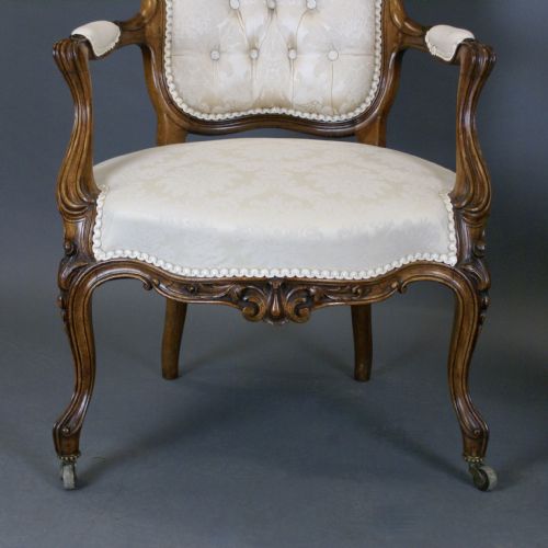 A FINE PAIR OF VICTORIAN ROSEWOOD ARM CHAIRS - ADDITIONAL PHOTO 1