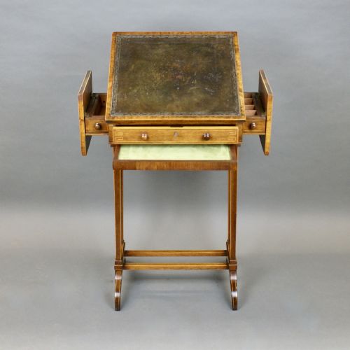 A SMALL REGENCY ROSEWOOD WRITING TABLE - ADDITIONAL PHOTO 3