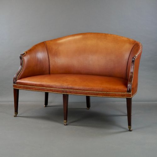 A RARE 18THC HEPPLEWHITE PERIOD MAHOGANY SOFA - ADDITIONAL PHOTO 5