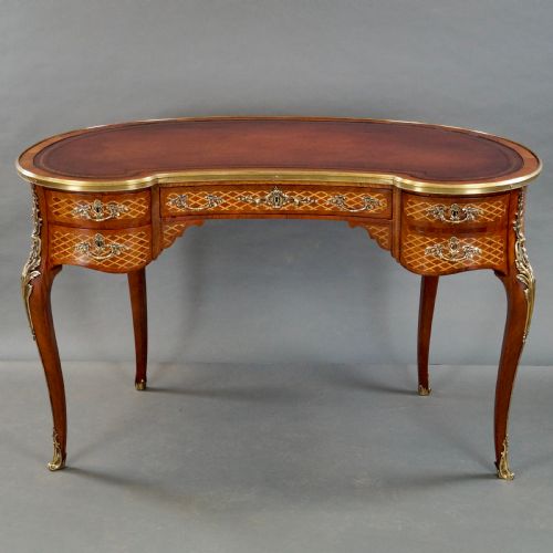 AN ATTRACTIVE FRENCH KIDNEY SHAPE DESK - ADDITIONAL PHOTO 5
