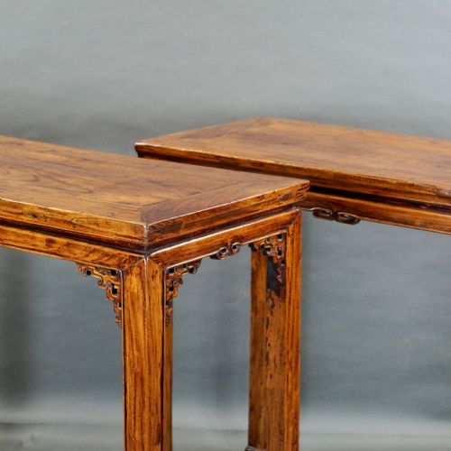 A PAIR OF 19THC CHINESE ELM SIDE TABLES - ADDITIONAL PHOTO 3