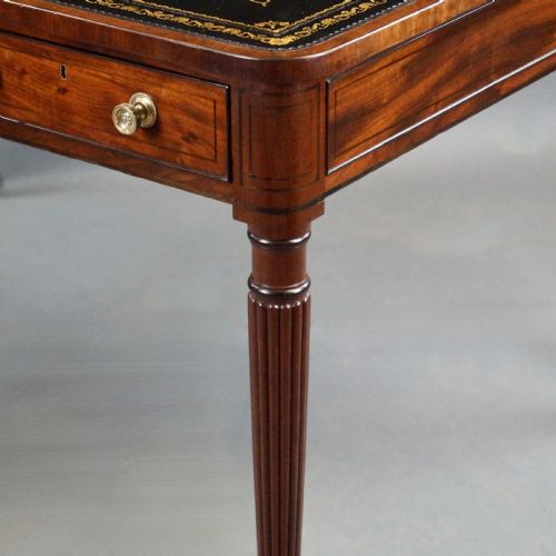 A FINE GEORGE III MAHOGANY PARTNERS WRITING TABLE - ADDITIONAL PHOTO 6
