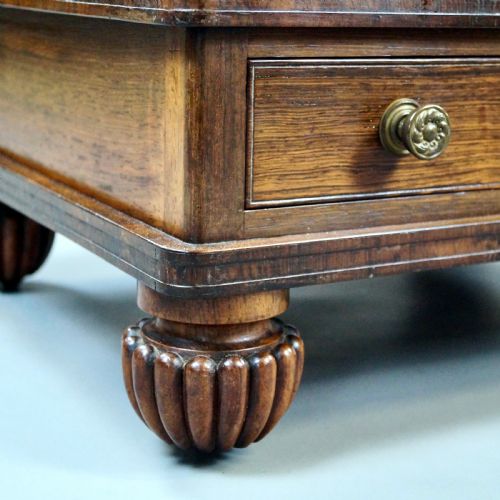 A PAIR OF ROSEWOOD WHATNOTS ATTRIBUTED TO GILLOWS - ADDITIONAL PHOTO 3
