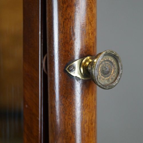A FINE GEORGE III MAHOGANY CHEVAL MIRROR - ADDITIONAL PHOTO 2