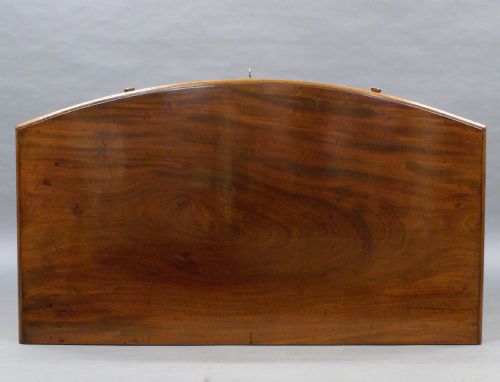 GEORGE III MAHOGANY SATINWOOD BOWFRONTED CHEST - ADDITIONAL PHOTO 3