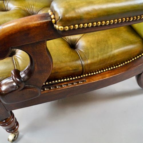 A WILLIAM IV BUTTON LEATHER RECLINING CHAIR - ADDITIONAL PHOTO 5