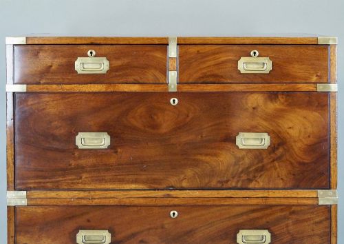 A PARTICULARLY APPEALING MAHOGANY MILITARY CHEST - ADDITIONAL PHOTO 2