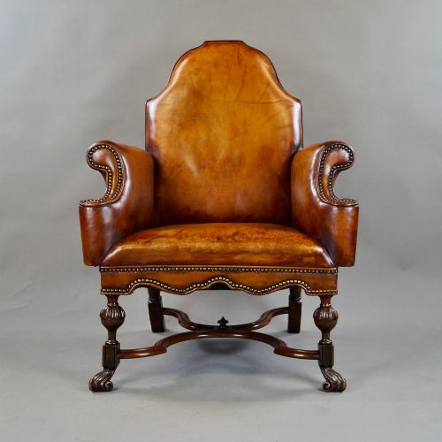 A 18TH CENTURY STYLE WALNUT LEATHER ARM CHAIR - ADDITIONAL PHOTO 5