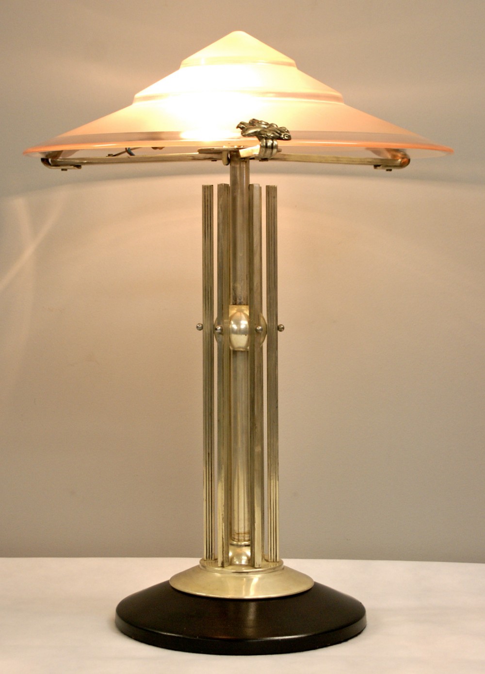 An Art Deco table lamp