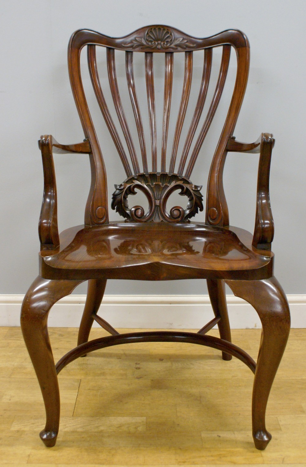 A high quality Victorian mahogany arm chair