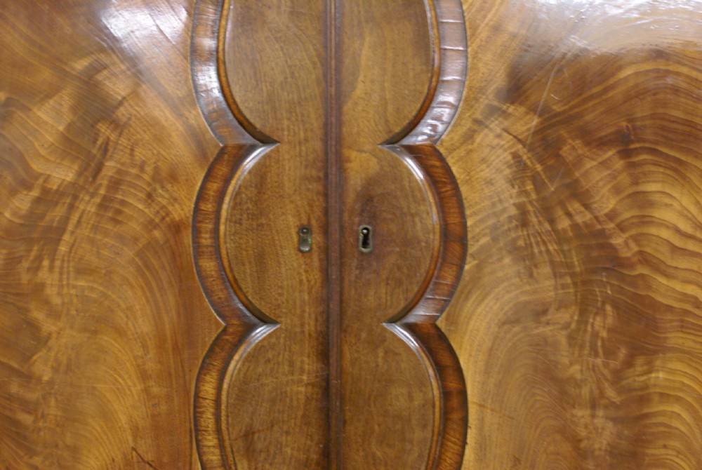 A superb Chippendale period linen press View II
