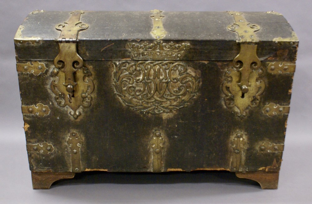 An exceptionally rare George I, leather and brass trunk