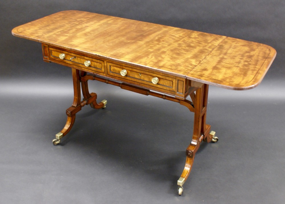 A fine Regency mahogany sofa table