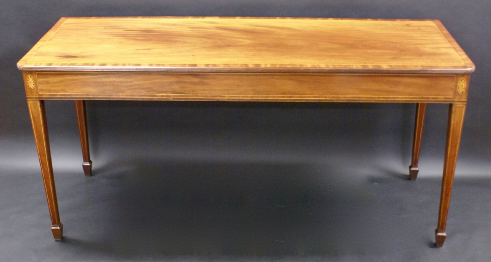 A fine George III mahogany serving table View VII