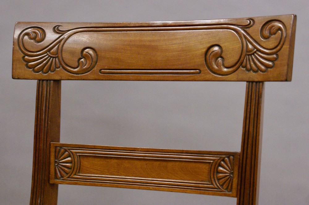 A fine set of 8 chairs attributed to Gillows View VI