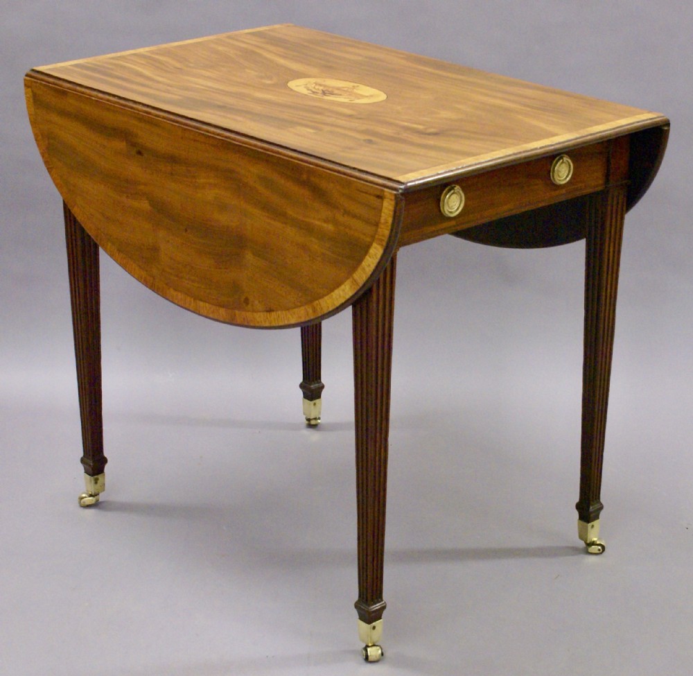 A fine Hepplewhite period Pembroke table