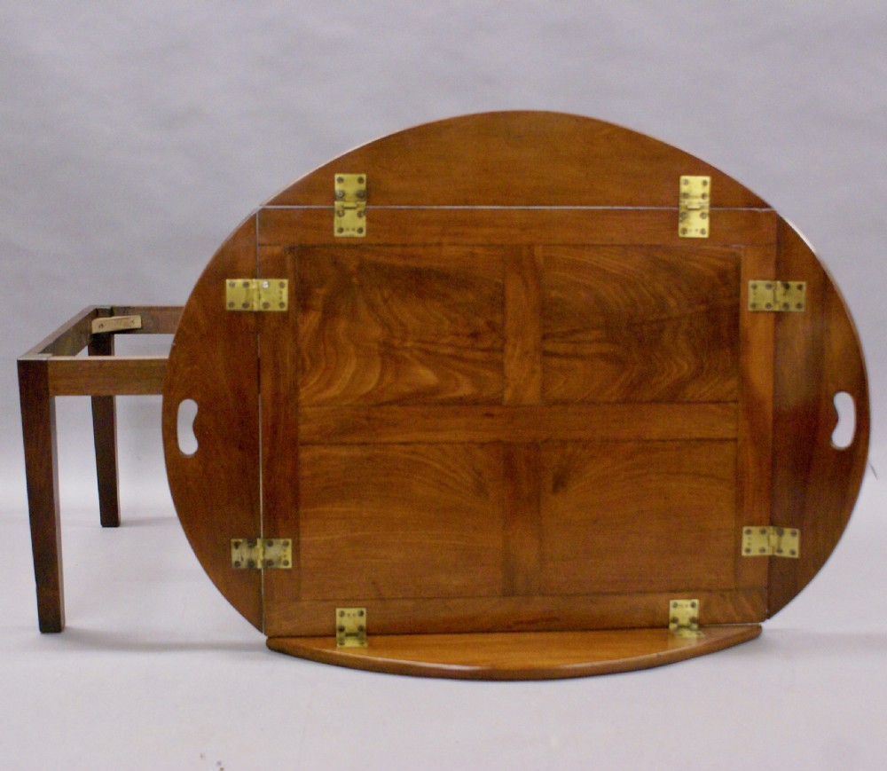 A fine quality mahogany Butlers tray View II
