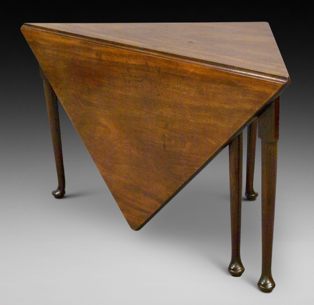 An unusual George II gateleg table