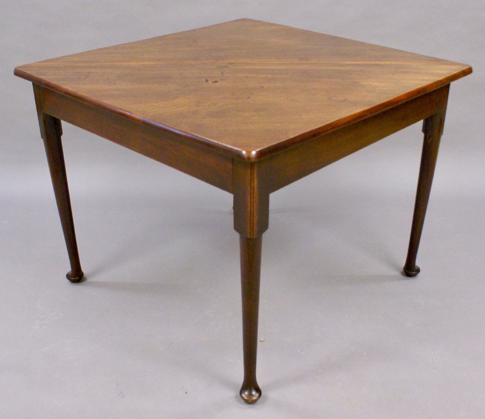 An unusual George II gateleg table View III