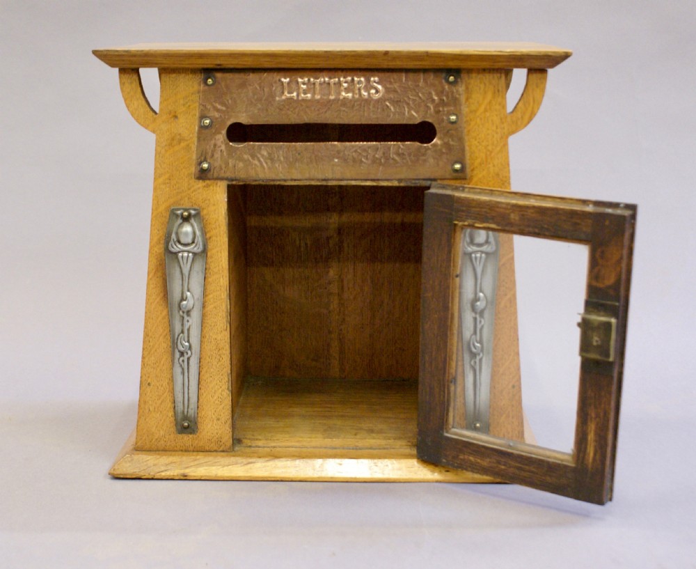 An Arts & Crafts letter box View IV
